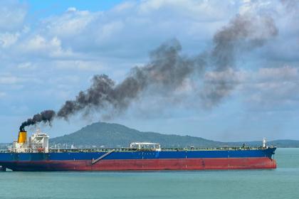 Maritime transport and climate policy at a critical juncture, UNCTAD Report says