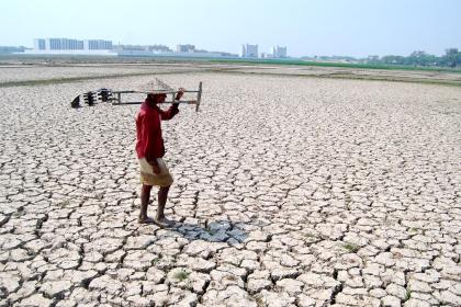 Trillion-dollar shift urgently needed to align global finance with climate and development goals