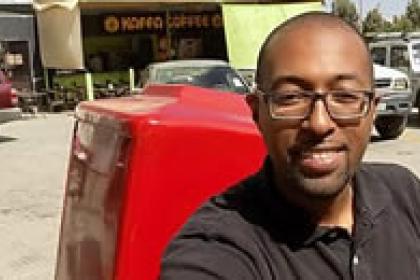 Entrepreneur makes online food delivery efficient without power or the internet
